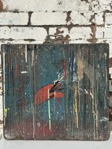Vintage signwriters storage