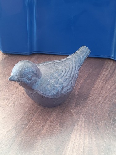 Cast iron bird shaped key - shaped,
